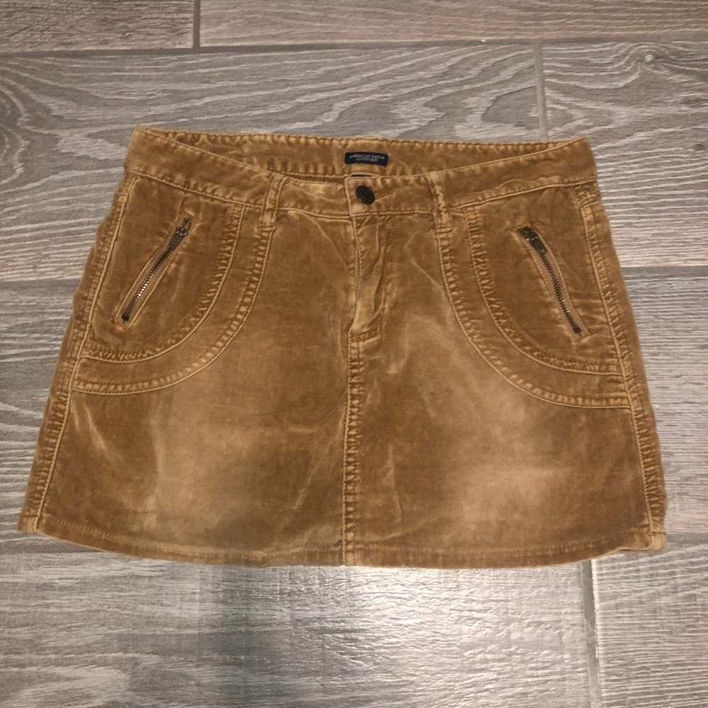 🦅 American eagle outfitters